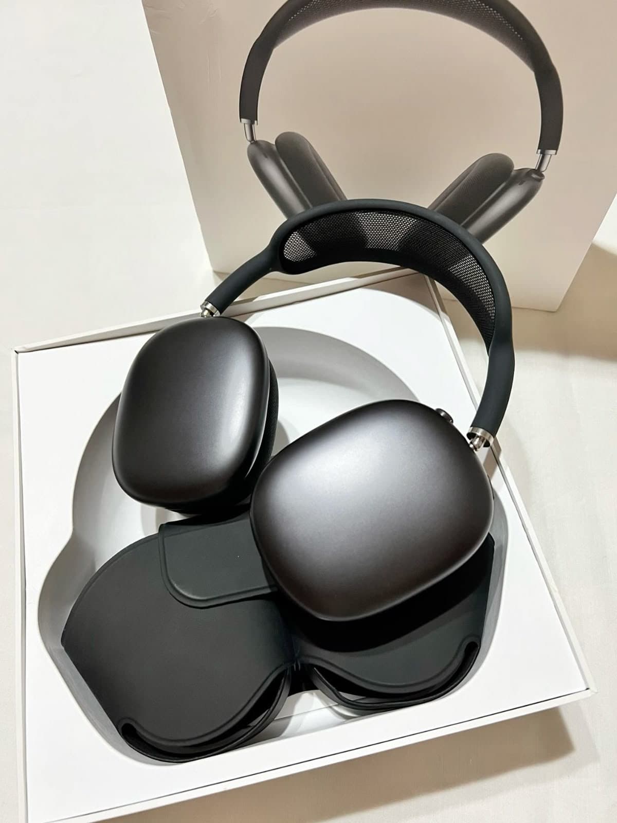 AirPods Max